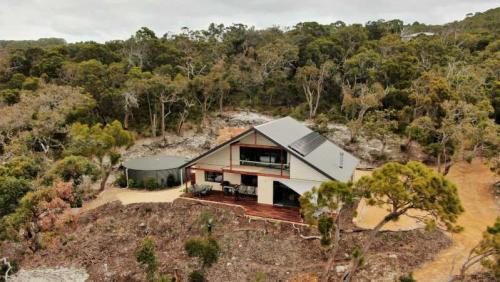 Hemp houses low-impact